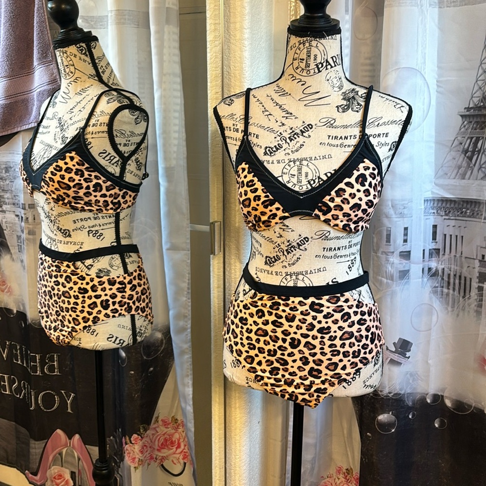NWT Cupshe Animal Print Bikini
